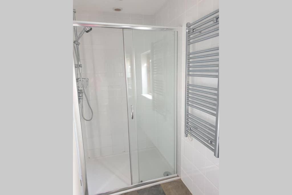 Willow Lodge Abergavenny Esterno foto